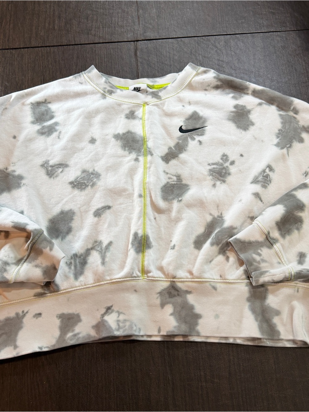 Nike Grey Tie-Dye Cropped Sweatshirt with Neon Trim Sz S - Picture 1 of 6